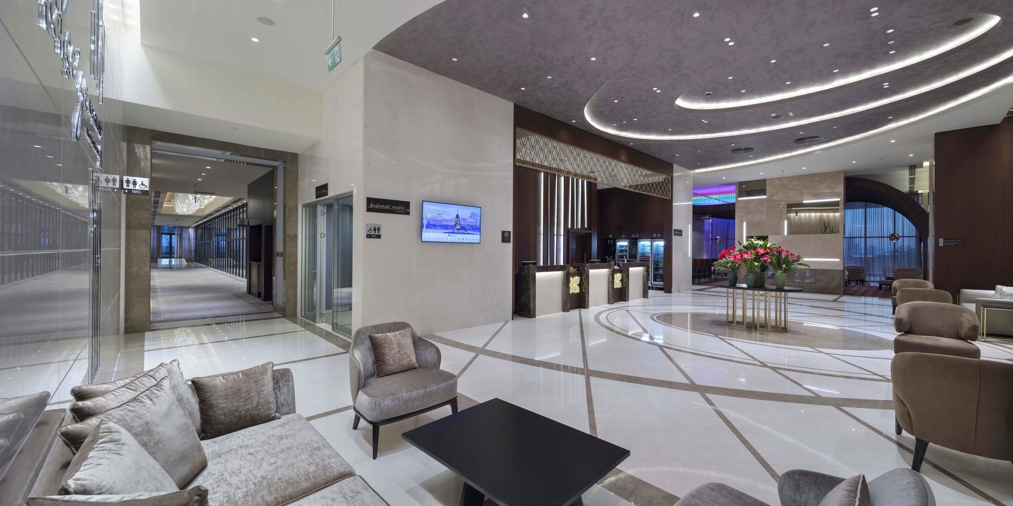 Hotel Doubletree By Hilton Istanbul Umraniye Esterno foto Lobby